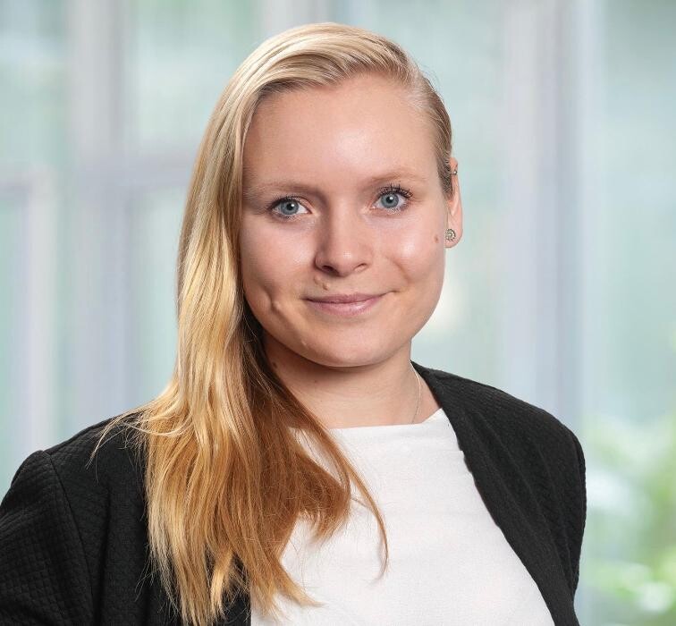 Bilder ERGO Versicherung Celine Przybylla