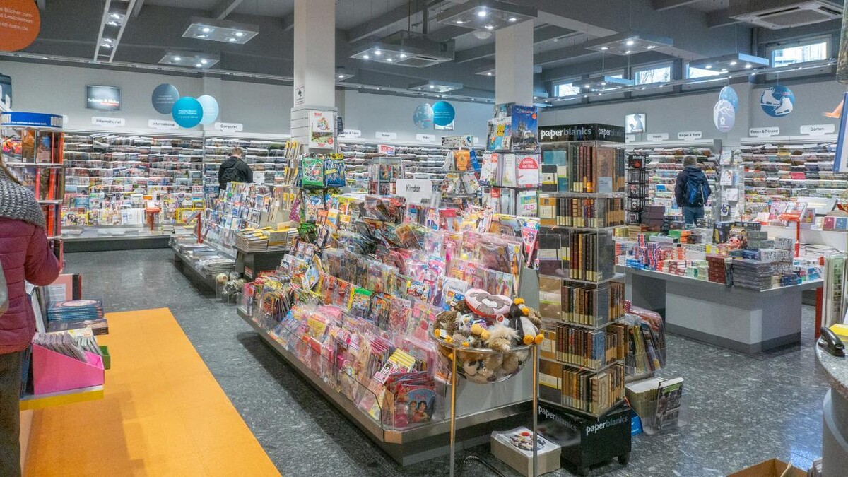 Bilder Schmitt & Hahn Buch und Presse im Hauptbahnhof Heidelberg