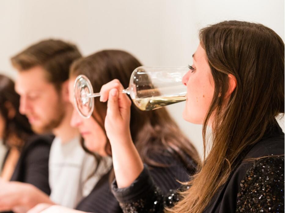 Bilder Balthasar Ress Weingut KG