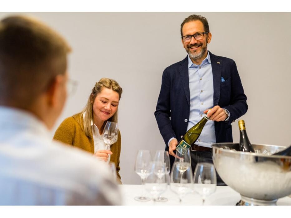 Bilder Balthasar Ress Weingut KG