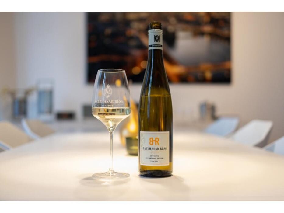 Bilder Balthasar Ress Weingut KG