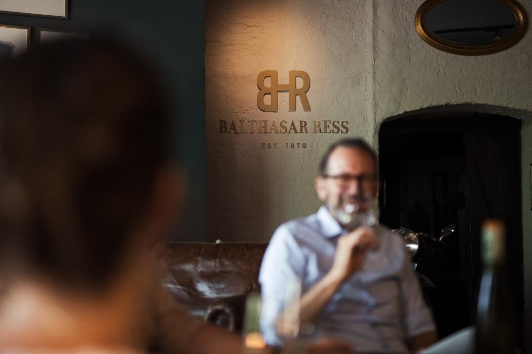Bilder Balthasar Ress Weingut KG