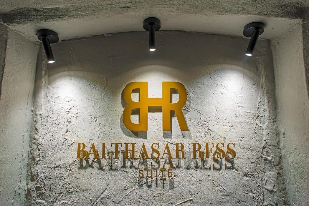 Bilder Balthasar Ress Weingut KG