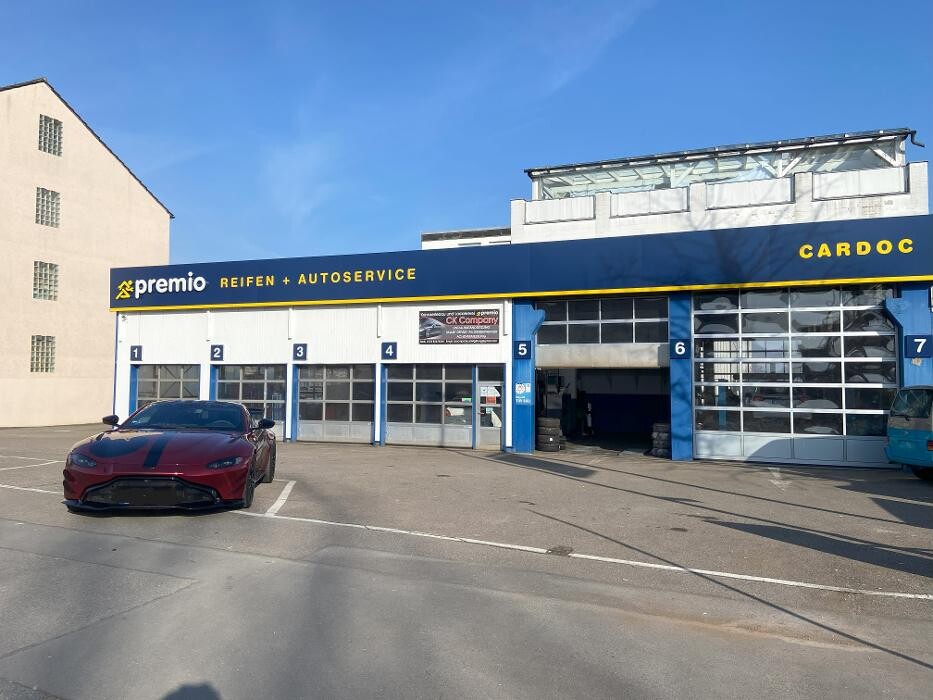 Bilder Premio Reifen + Autoservice CarDoc