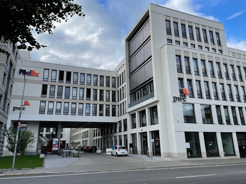 Bilder PricewaterhouseCoopers GmbH Wirtschaftsprüfungsgesellschaft