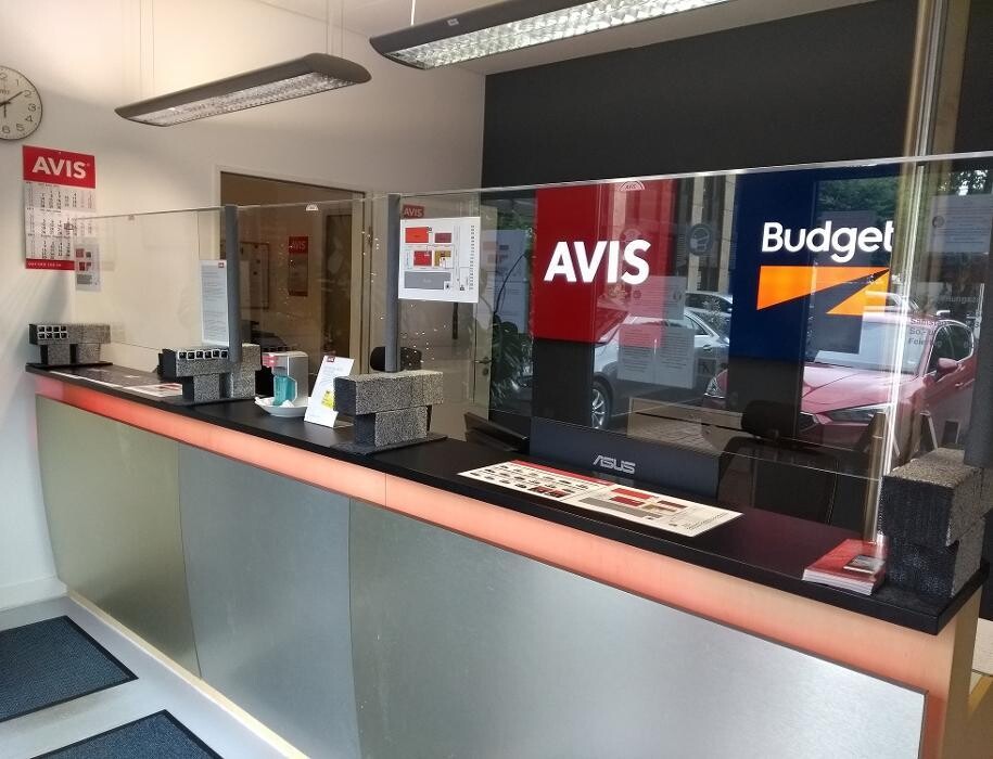 Bilder Avis Autovermietung - München Bahnhof Ost