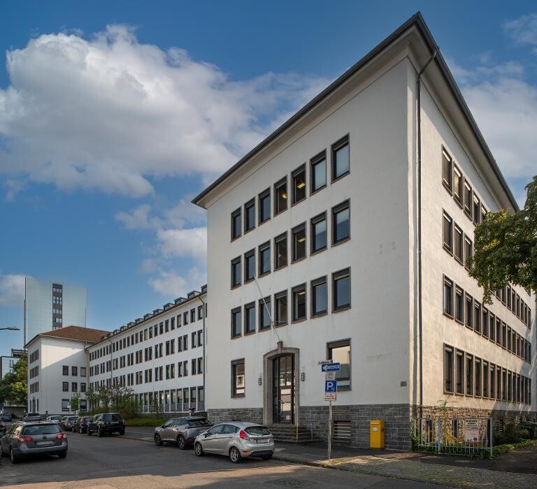 Bilder Finanzamt Köln-West