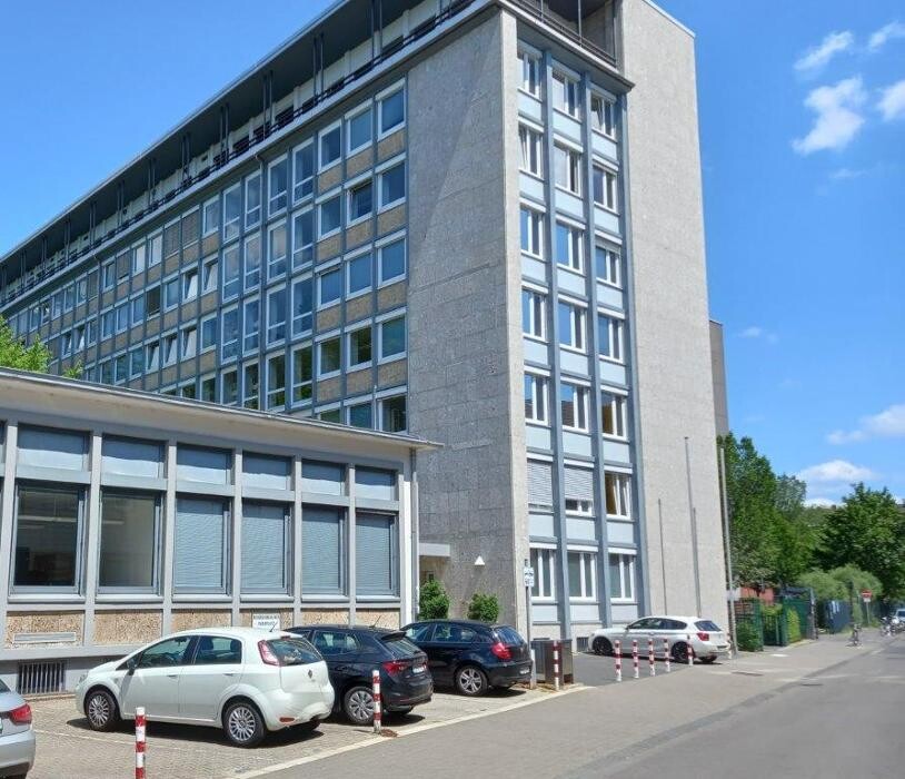 Bilder Finanzamt Köln-Ost