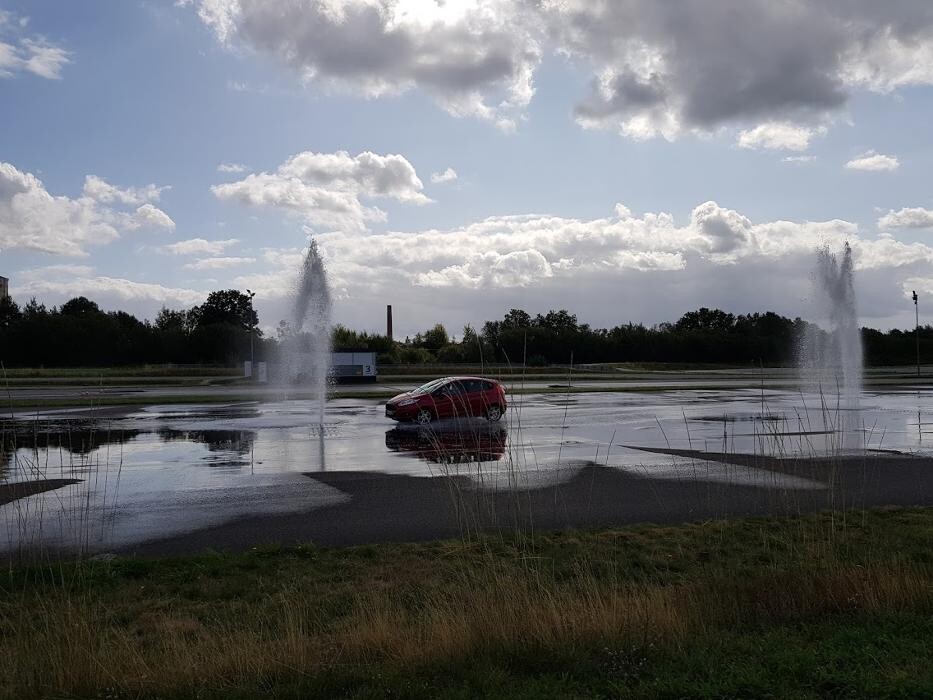 Bilder ADAC Fahrsicherheitszentrum Hansa