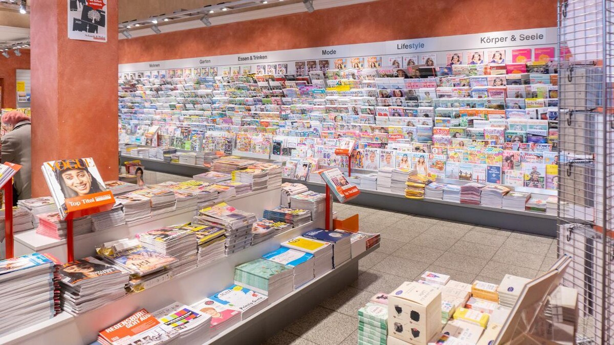 Bilder Schmitt & Hahn Buch und Presse im Hauptbahnhof Regensburg