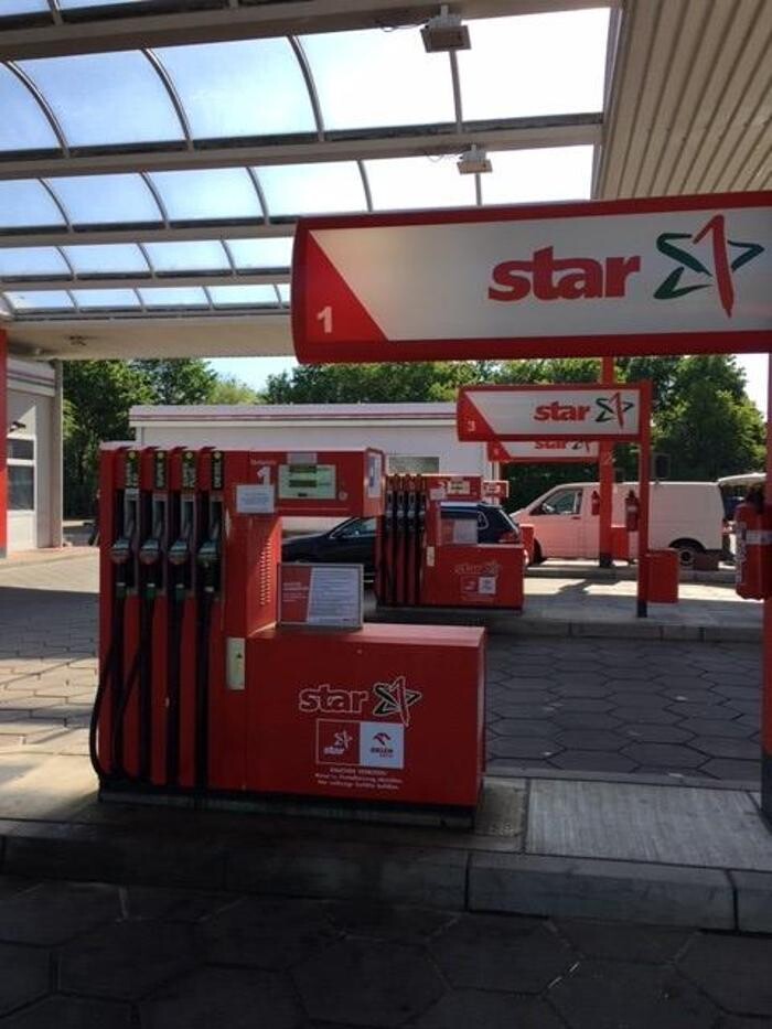 Bilder star Tankstelle