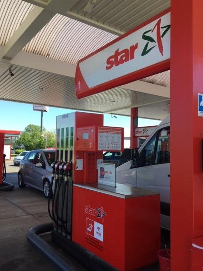 Bilder star Tankstelle