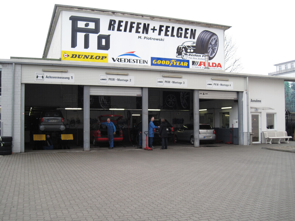 Bilder Reifen Pio KG KFZ-Service