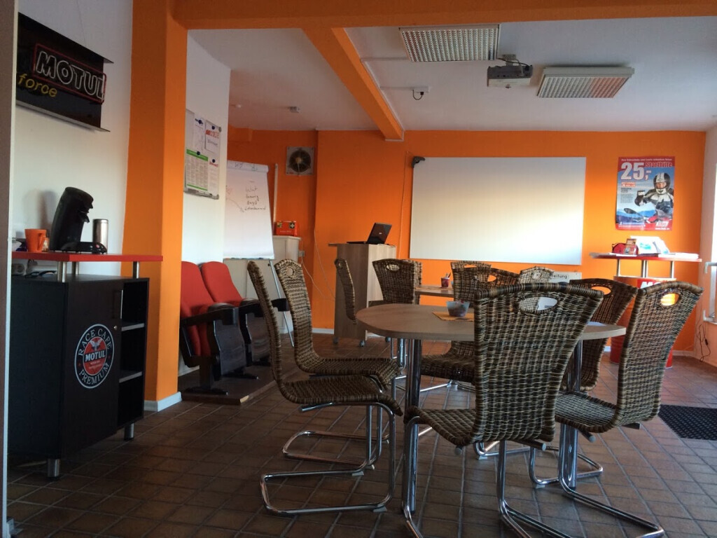 Bilder Fahrschule Ready2Drive GmbH