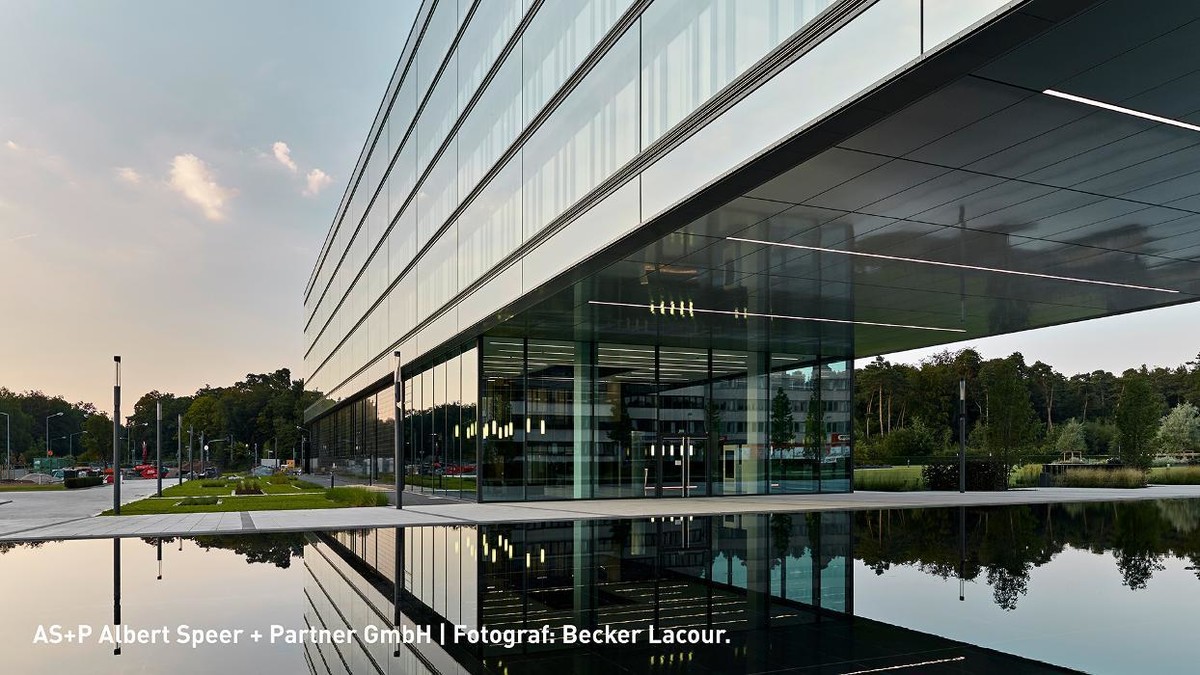 Bilder MHK Marketing Handel Kooperation GmbH & Co. Verbundgruppen Holding KG