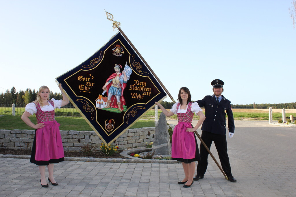 Bilder Stickerei Panny GmbH Fahnenstickerei Panny, Anita Stickerei