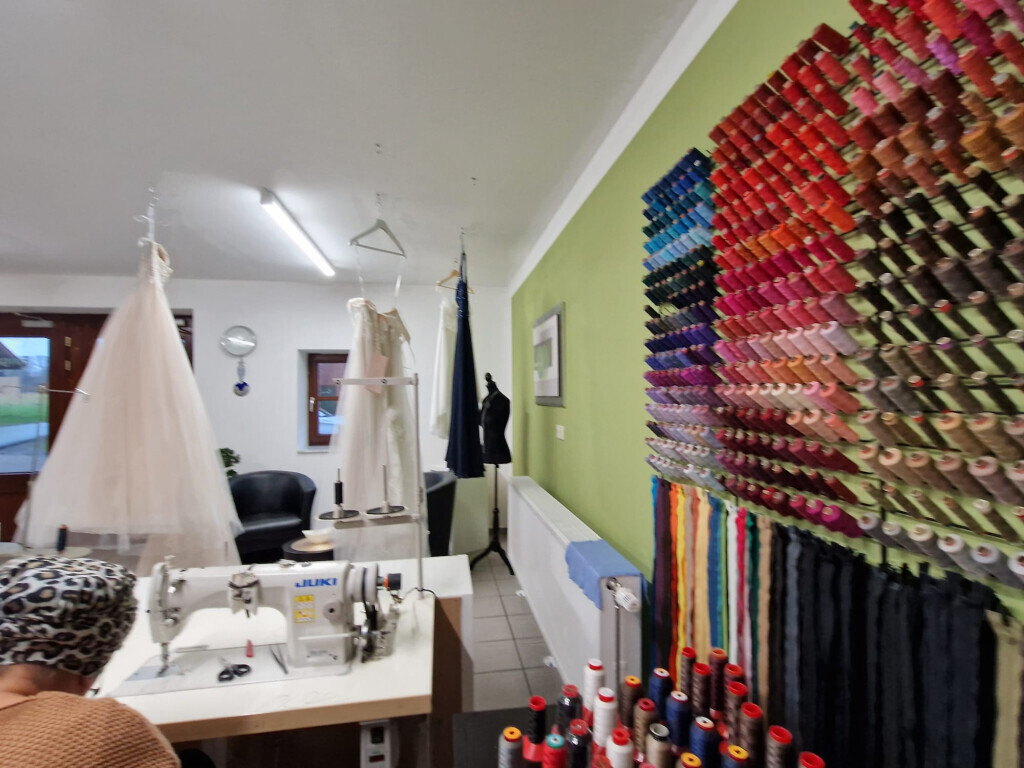 Bilder Akca Änderungsschneiderei