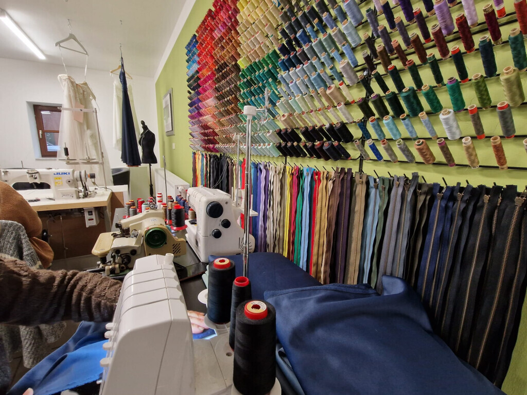 Bilder Akca Änderungsschneiderei