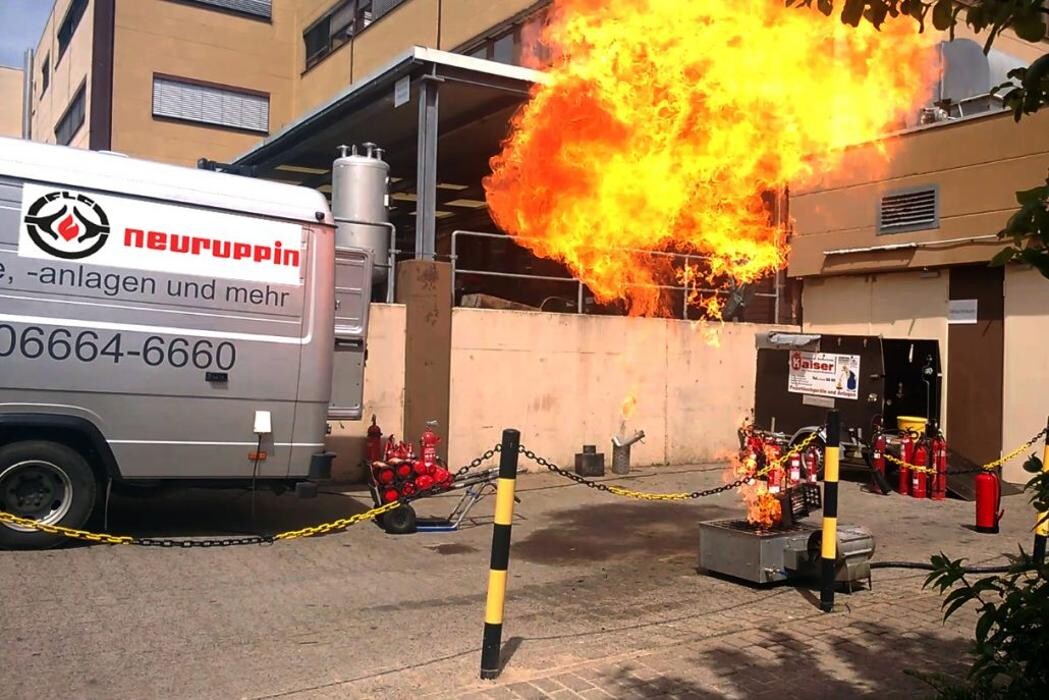 Bilder Hans-Joachim Brustmeier Kaiser Feuerlöschgeräte u. Anlagen