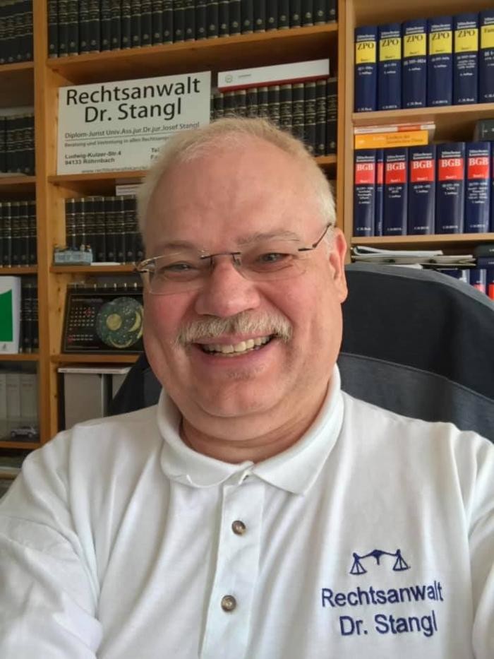 Bilder Rechtsanwaltskanzlei Dr. Josef Stangl