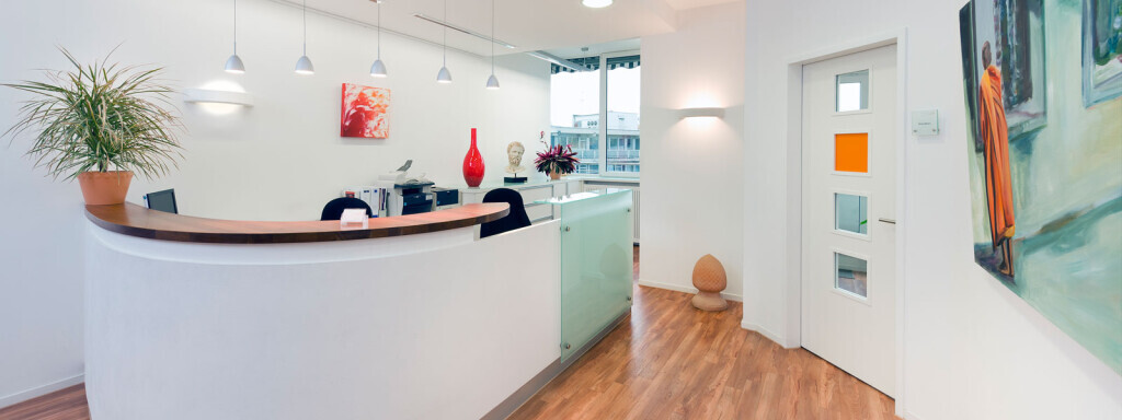 Bilder Dr. med. dent. Marcus Flach - Zahnarzt Wuppertal