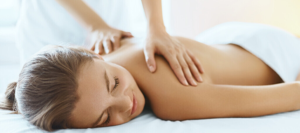 Bilder Raum für Schönheit Karin Off / Ihr Beauty Salon und Friseur