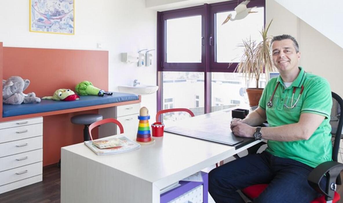Bilder Marcel Schein Facharzt für Kinder- und Jugendmedizin