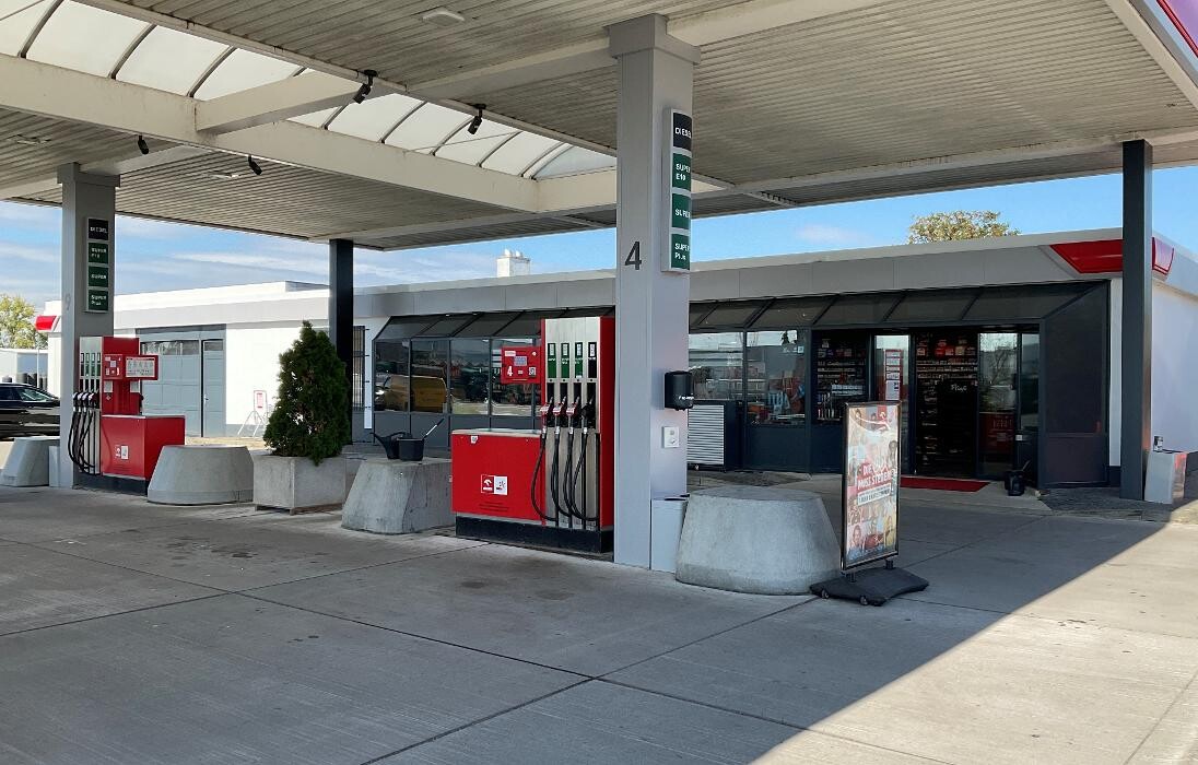 Bilder star Tankstelle