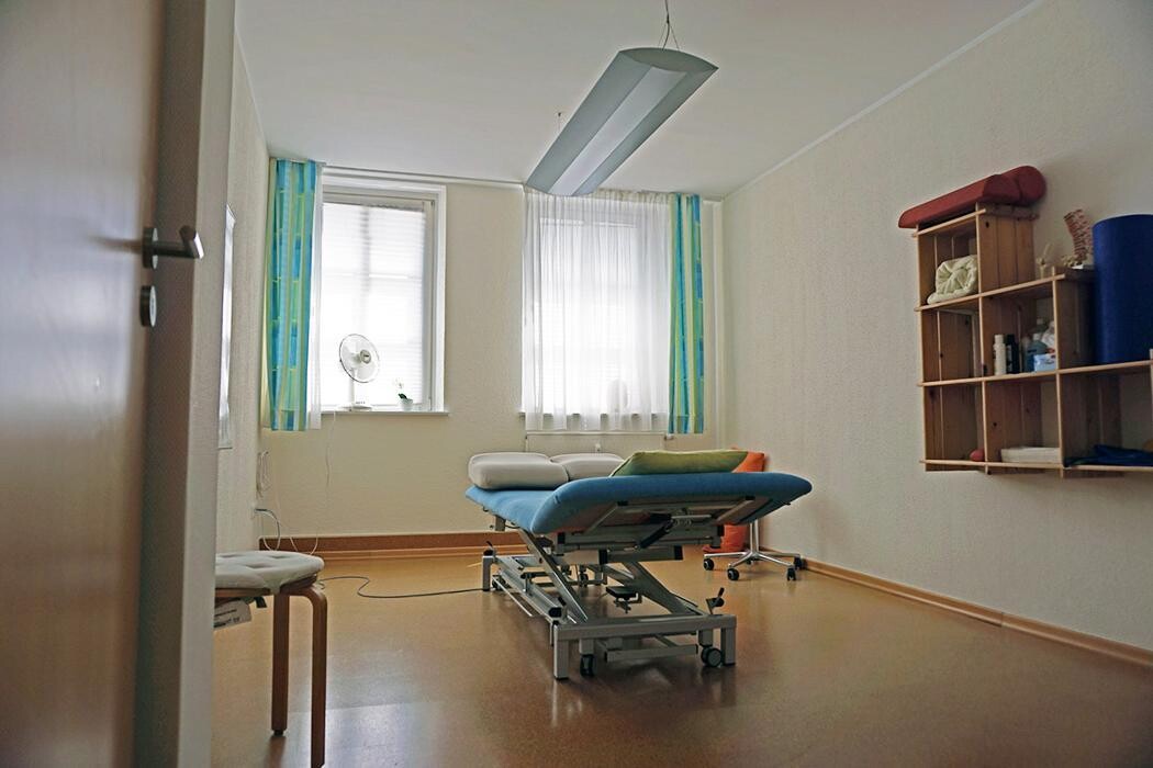 Bilder PhysioTherapie Arnika Naumann