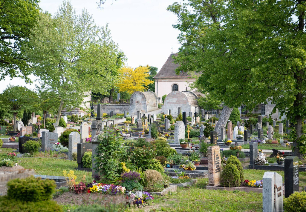 Bilder Hans Utzmann GmbH Erstes Erlanger Beerdigungsinstitut