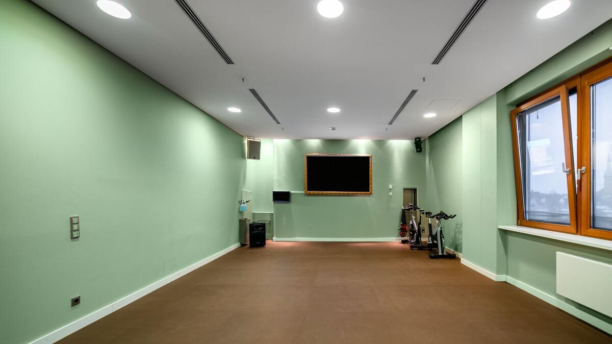 Bilder Holmes Place Fitness - Lübeck Linden Arcaden