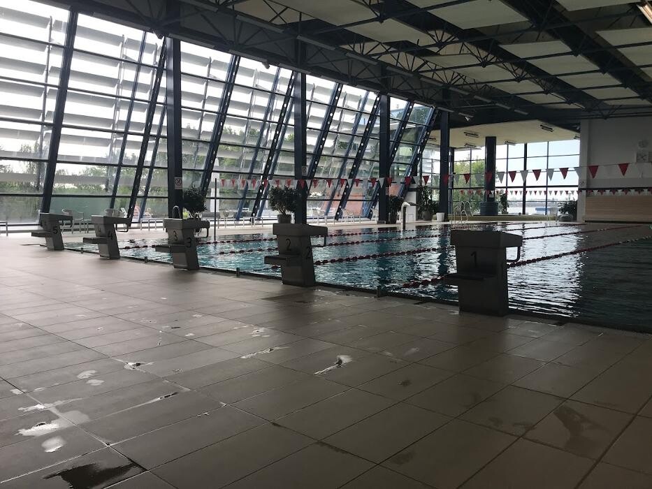 Bilder WIRO Schwimmhalle Gehlsdorf