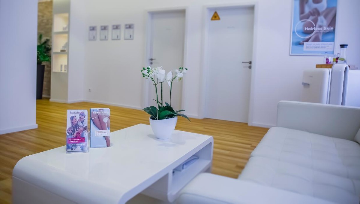 Bilder Haarentfernung Erding - Hairless Skin