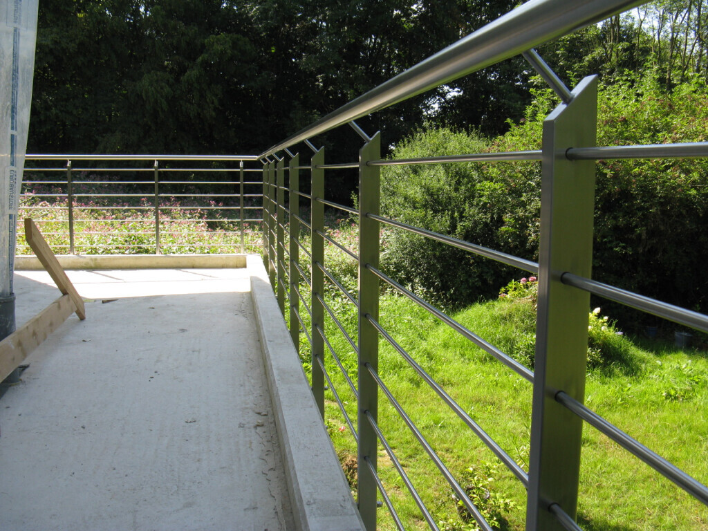 Bilder MESTAHKO (Inh. Paul Dahinten)