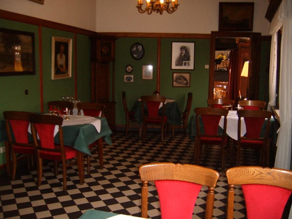 Bilder Mutter Siepe Historisches Restaurant und Hotel