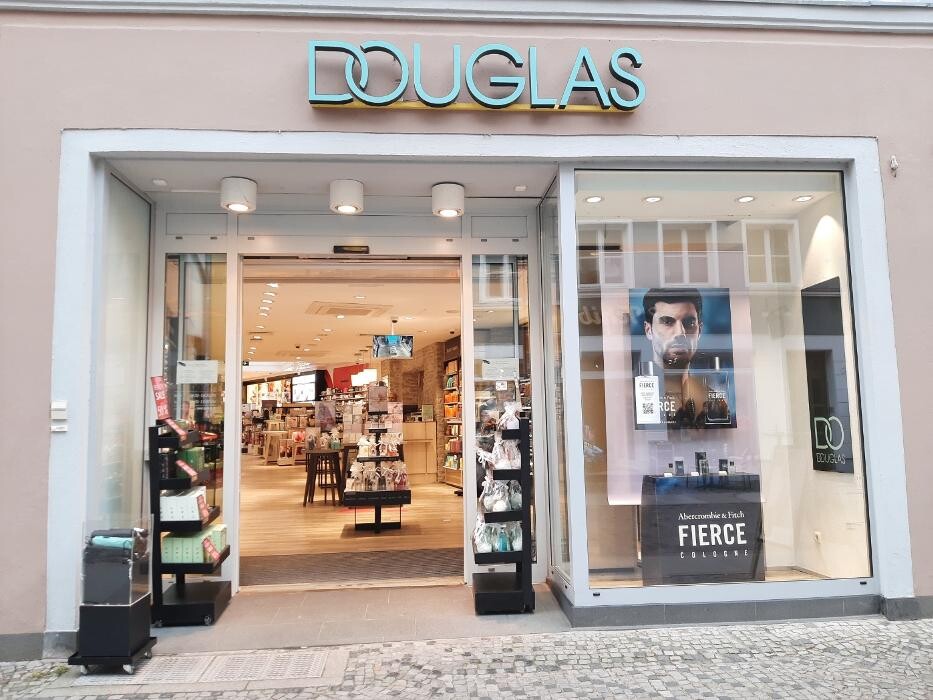 Bilder Douglas Stralsund Ossenreyer Straße