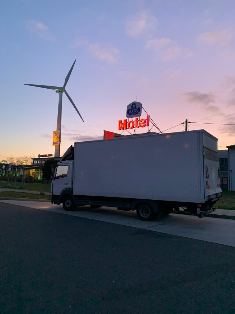 Bilder Umzüge nah und fern GmbH