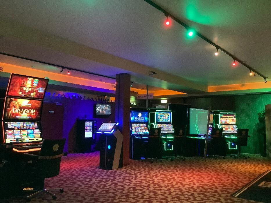 Bilder MERKUR SPIELHALLE Elmshorn