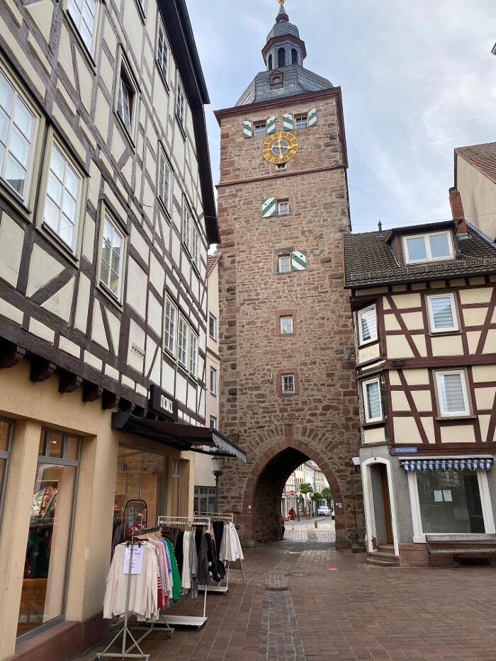 Bilder nara Mode in Buchen