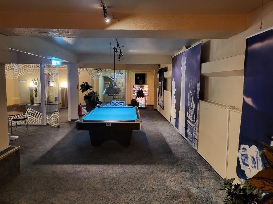 Bilder MERKUR SPIELHALLE Wuppertal