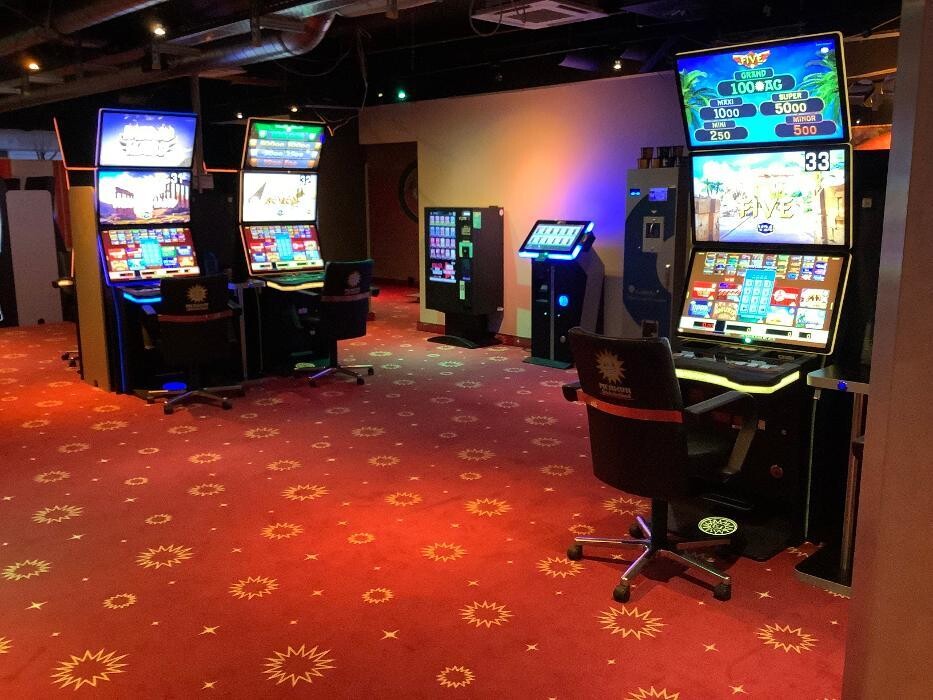 Bilder MERKUR SPIELHALLE Essen
