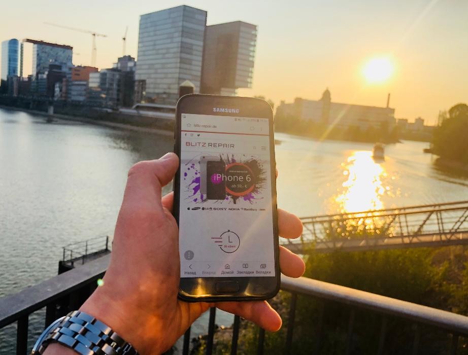 Bilder Blitz Repair - Handy Reparatur Düsseldorf