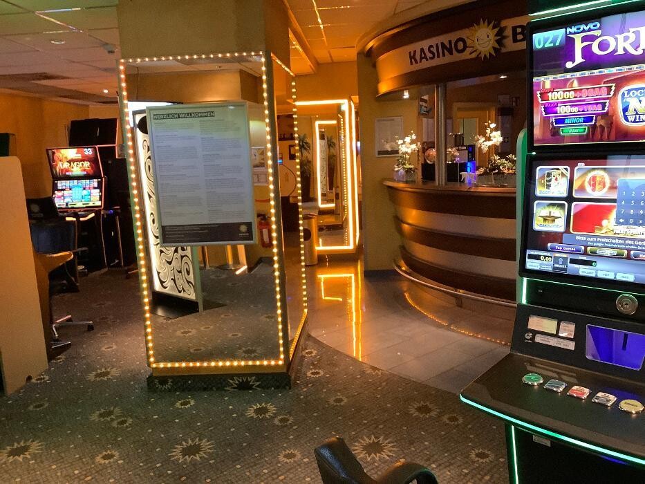 Bilder MERKUR SPIELHALLE Essen