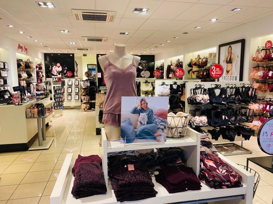 Bilder Hunkemöller