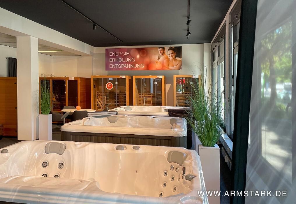 Bilder ARMSTARK Whirlpools, Swim Spas, Saunen & Infrarotkabinen