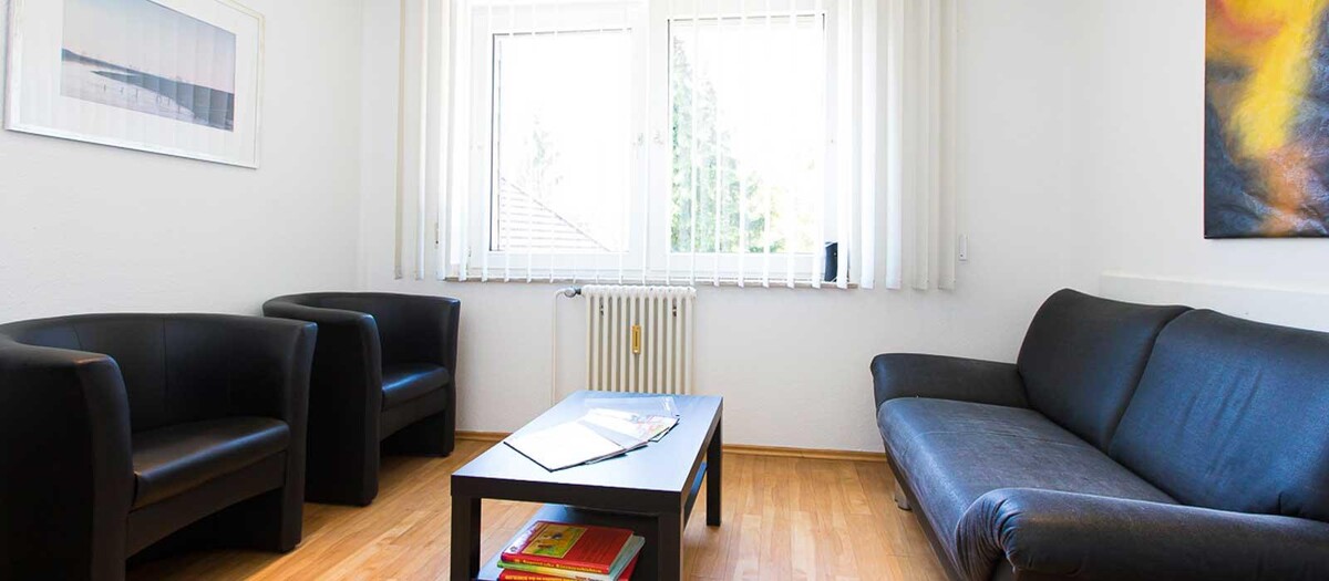 Bilder Adrian Opperskalsky | Zahnarzt