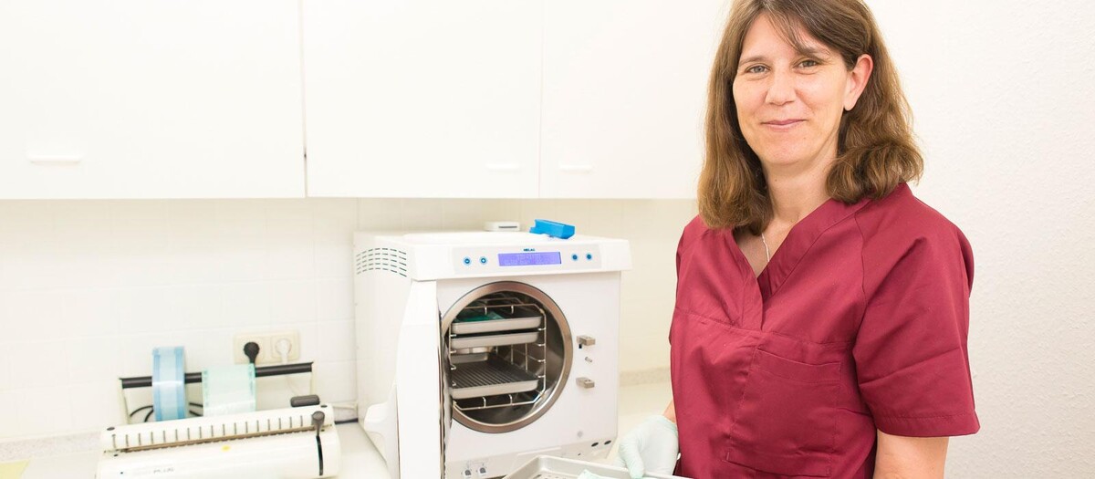 Bilder Adrian Opperskalsky | Zahnarzt