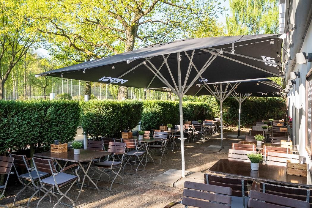 Bilder Schweinske Restaurant in Hamburg am Stadtpark - Schnitzel, Burger & Frühstück