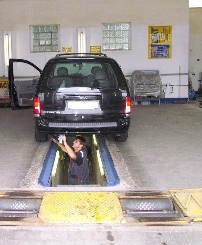 Bilder Radeck & Albert GmbH & Co.KG Kfz-Prüfstelle