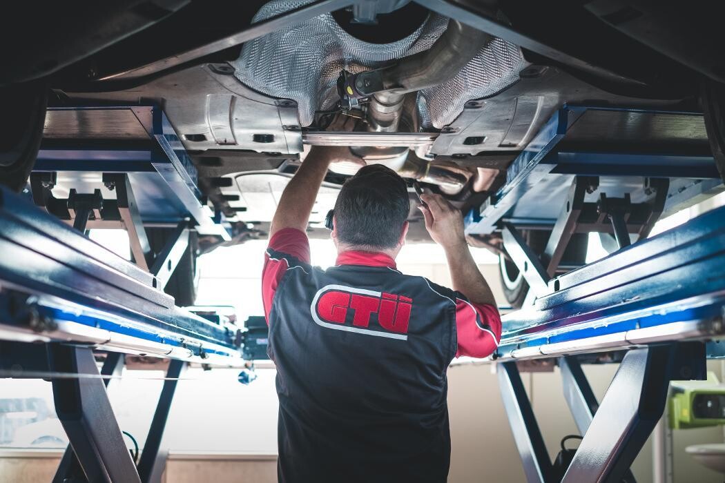 Bilder Radeck & Albert GmbH & Co.KG Kfz-Prüfstelle